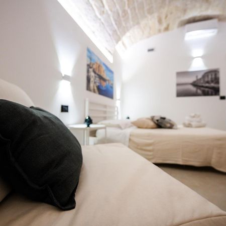 バーリ Al Guiscardo 8 Bed & Breakfast エクステリア 写真